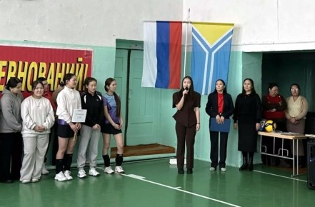 Аржаан школазыны президентизини шаналы дээш хол бмбн маргылдаазы