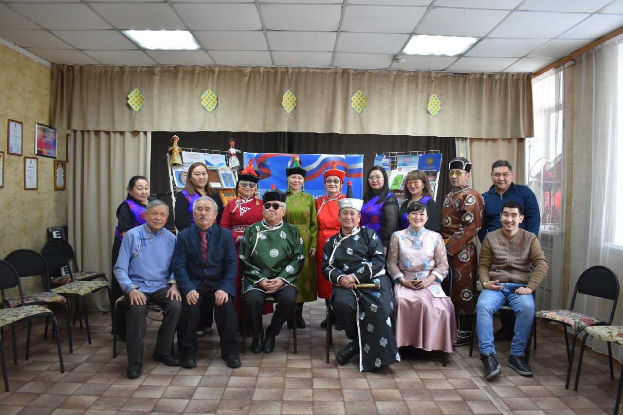 Спецбиблиотеки Тувы и Якутии провели телемост в Год единства народов Спецбиблиотеки Тувы и Якутии провели телемост в Год единства народов