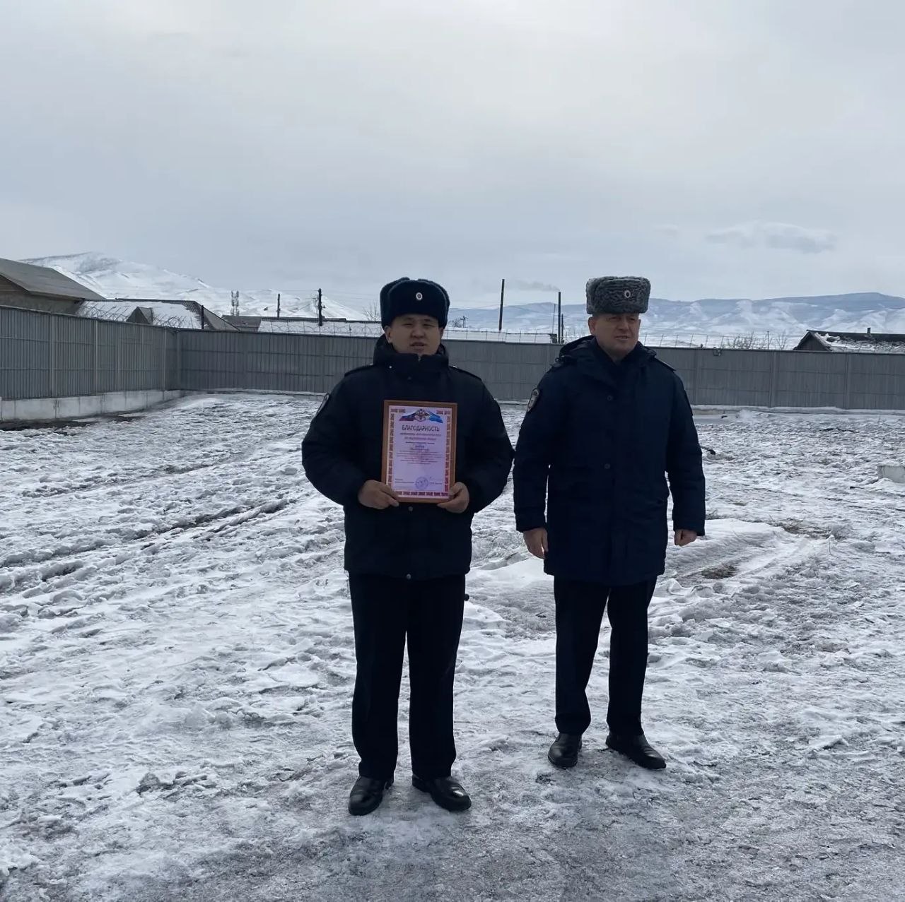 Министр внутренних дел по Республике Тыва посетил отделение полиции в с. Самагалтай Министр внутренних дел по Республике Тыва посетил отделение полиции в с. Самагалтай