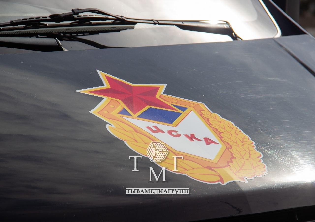 Спортивная школа ЦСКА Тыва получила новый микроавтобус Спортивная школа ЦСКА Тыва получила новый микроавтобус