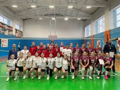 Владислав Ховалыг: Отличные новости из Алтайского края! Наши волейболистки вошли в число сильнейших команд Сибири - воспитанницы средней школы села Кара-Хаак Кызылского района завоевали бронзовые медали на окружном этапе...