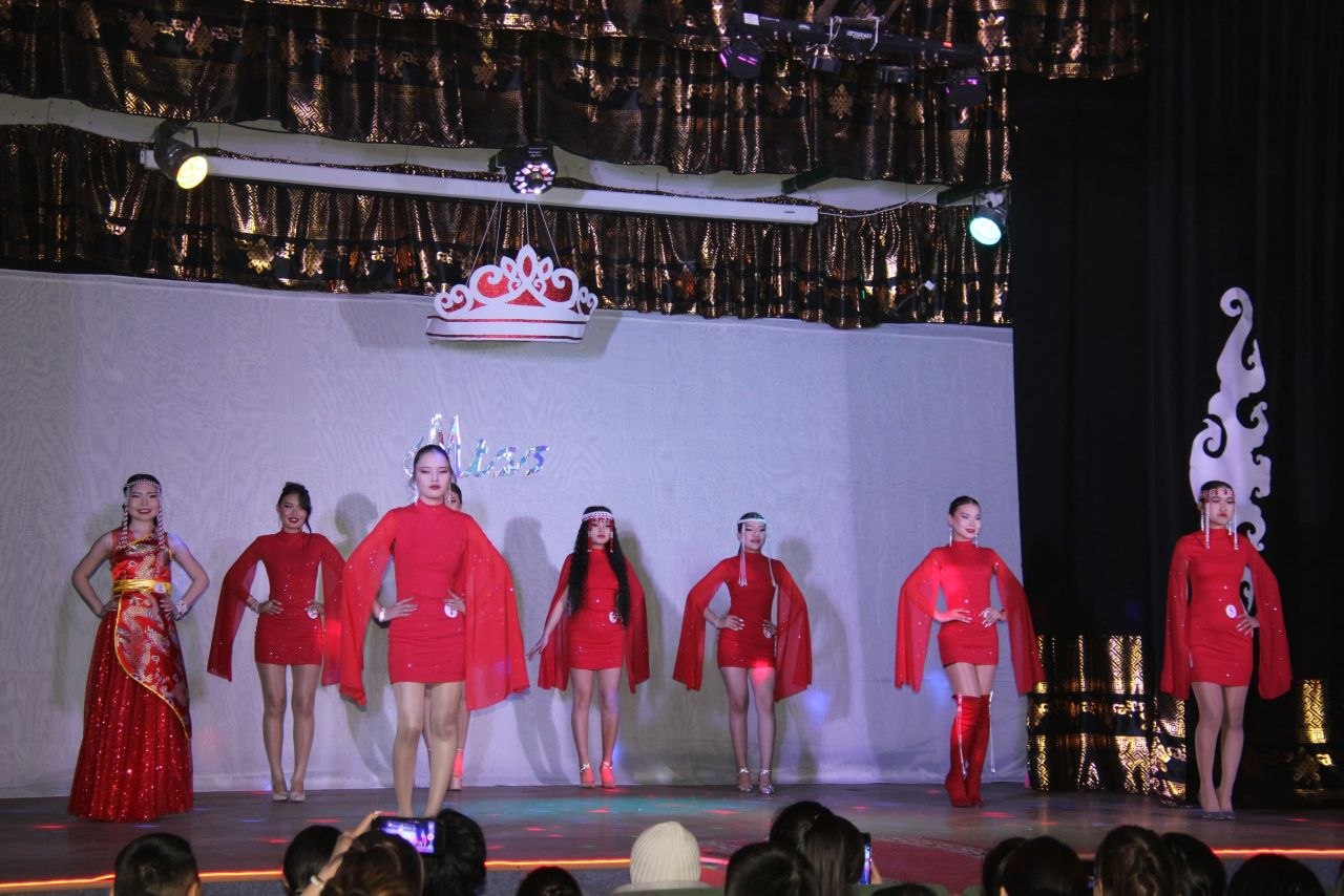 Милана Монгуш стала «Мисс Чаа-Холь-2026» Милана Монгуш стала «Мисс Чаа-Холь-2026»