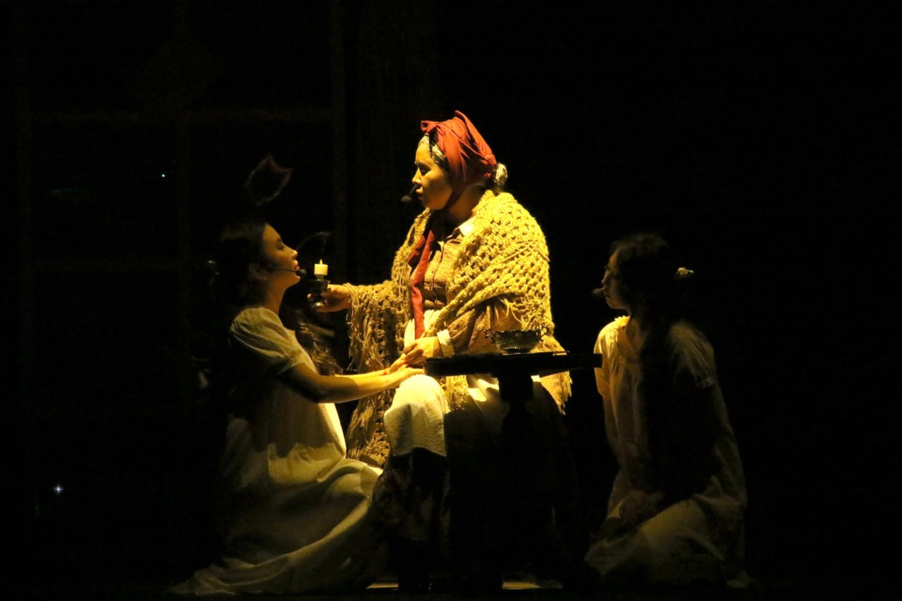 Тувинский театр кукол открыл театральную неделю премьерой спектакля «Онегин» Тувинский театр кукол открыл театральную неделю премьерой спектакля «Онегин»