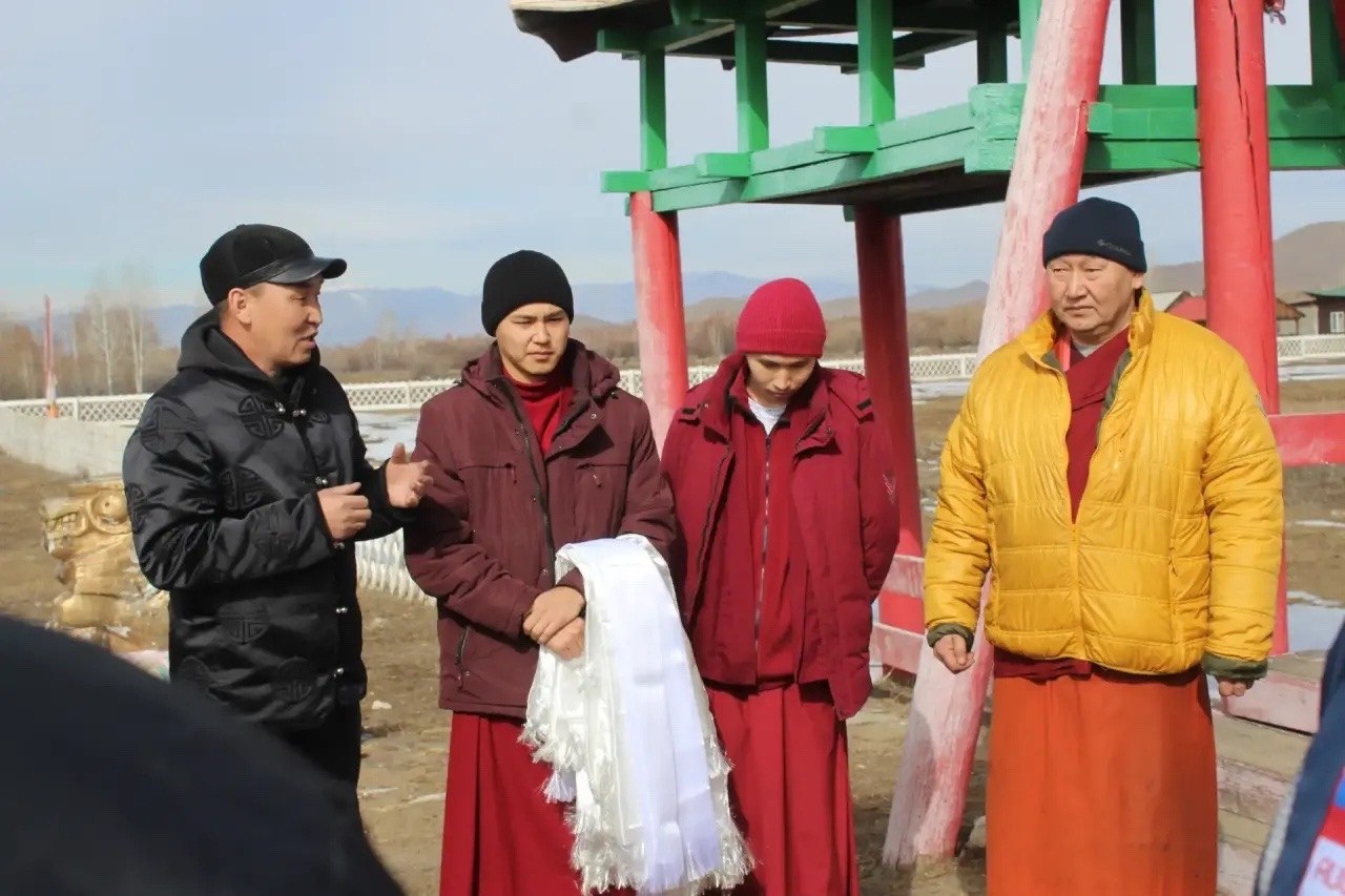 Участники программы «Герои Тувы» начали выездной модуль с посещения Дзун-Хемчикского района Участники программы «Герои Тувы» начали выездной модуль с посещения Дзун-Хемчикского района