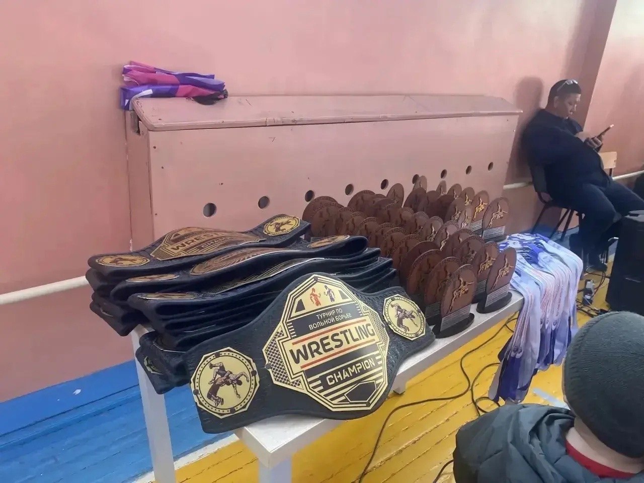 В Шагонаре прошел турнир по вольной борьбе в честь легендарного тренера Херела Дагба