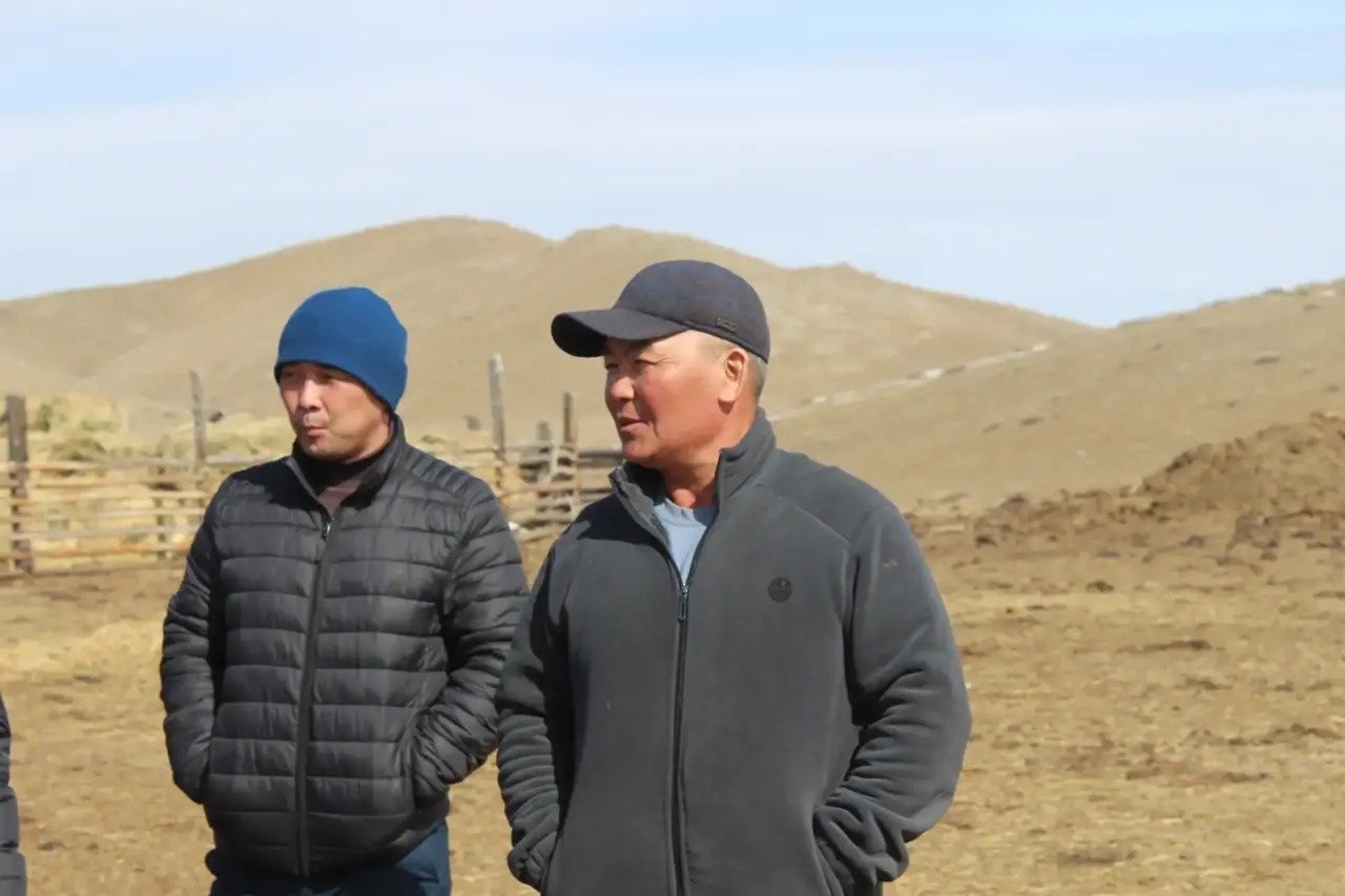 Участники программы «Герои Тувы» начали выездной модуль с посещения Дзун-Хемчикского района Участники программы «Герои Тувы» начали выездной модуль с посещения Дзун-Хемчикского района