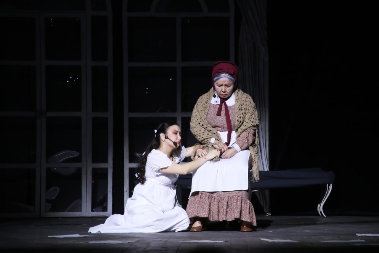 Тувинский театр кукол открыл театральную неделю премьерой спектакля «Онегин» Тувинский театр кукол открыл театральную неделю премьерой спектакля «Онегин»