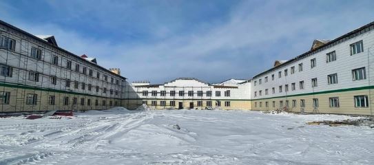 «г-бле» национал тлевилелди «Улуг салгал» федералдыг тлевилели-биле Каа-Хем кожуунну Дерзиг-Аксы суурда социал объект – назылап-кыраан болгаш шимчеп албас хамаатыларга дазылга бажыыны тудуу уламчылап турар