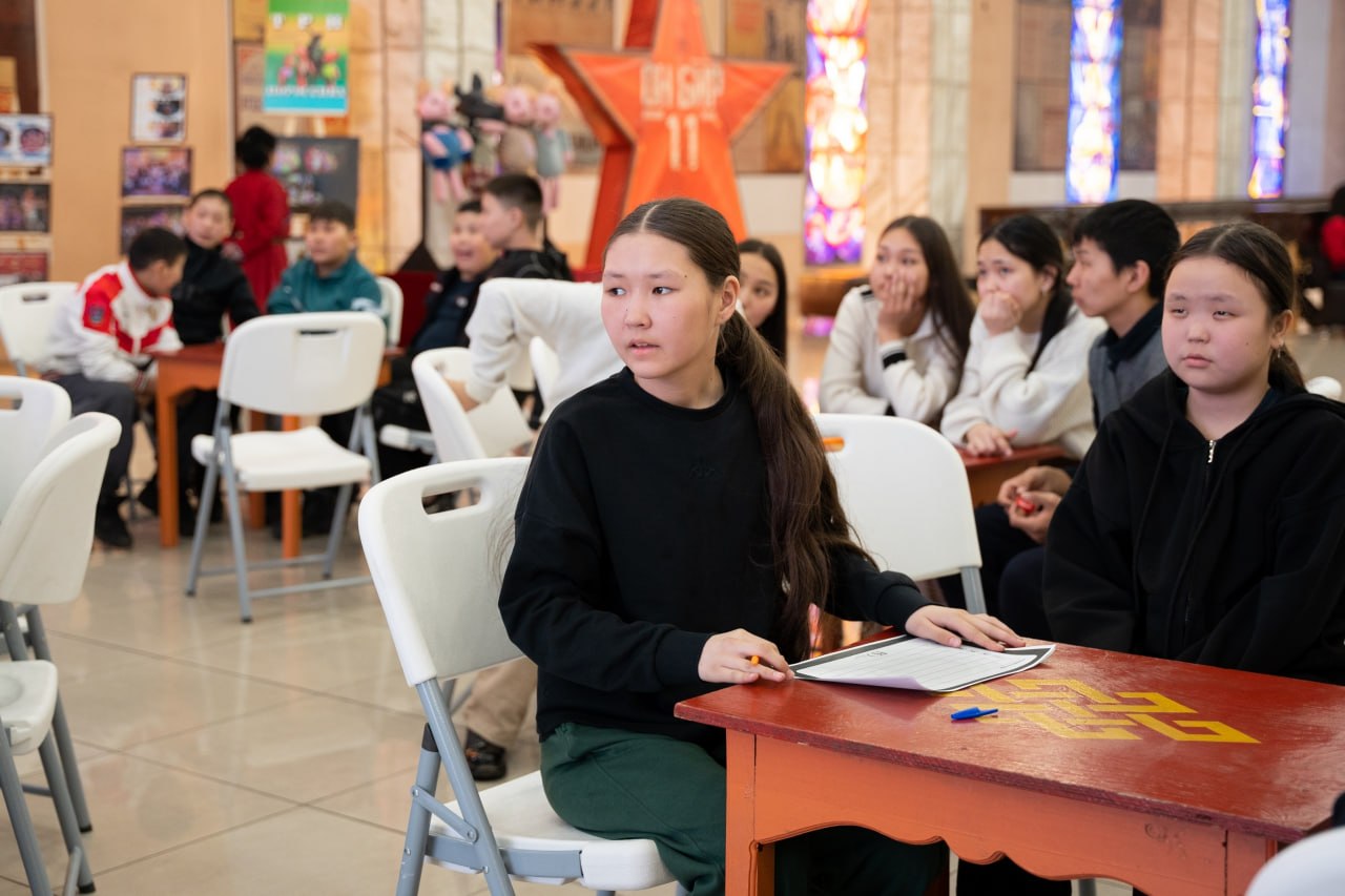 В Туве отметили Международный день кукольника театральным квизом для школьников В Туве отметили Международный день кукольника театральным квизом для школьников