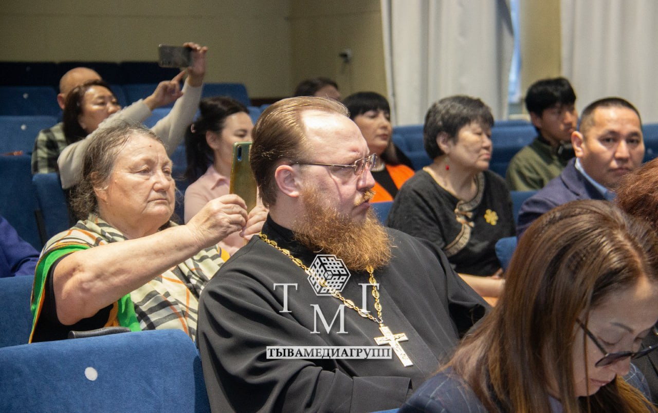 Здоровая семья – здоровый род: социальные проекты и планы развития Республики Тыва Здоровая семья – здоровый род: социальные проекты и планы развития Республики Тыва