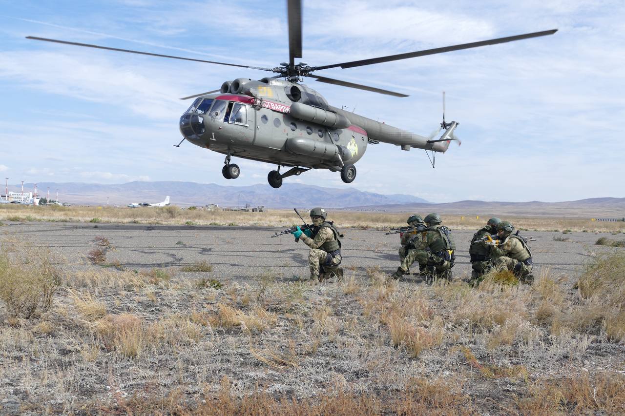 Владислав Ховалыг: Уважаемые военнослужащие и ветераны Управления Росгвардии по Туве! Владислав Ховалыг: Уважаемые военнослужащие и ветераны Управления Росгвардии по Туве!