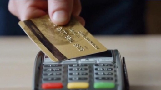 Банкам рекомендовано активно информировать клиентов о блокировках