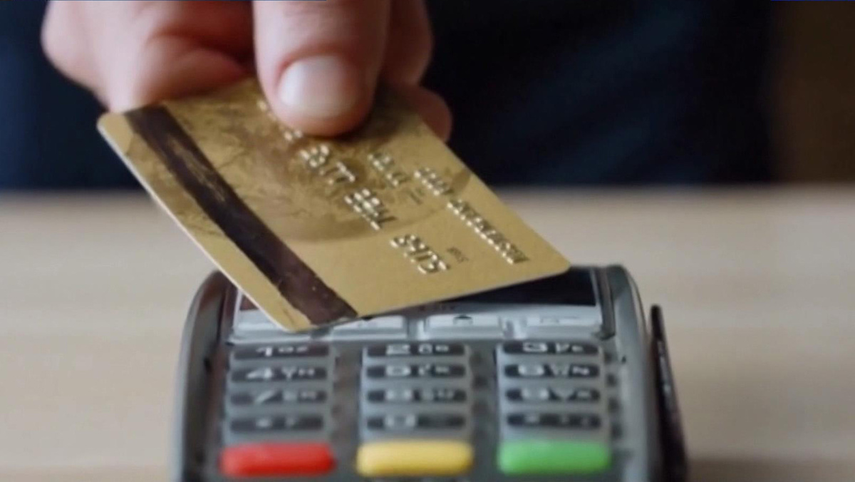 Банкам рекомендовано активно информировать клиентов о блокировках