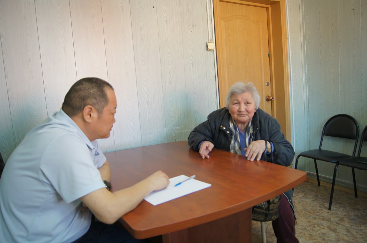 Анатолий Югай провел личный прием граждан в Чеди-Хольском районе Анатолий Югай провел личный прием граждан в Чеди-Хольском районе