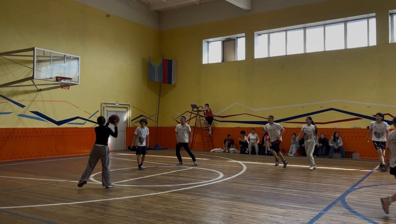 Волонтеры Кызыла соревновались в спартакиаде Волонтеры Кызыла соревновались в спартакиаде