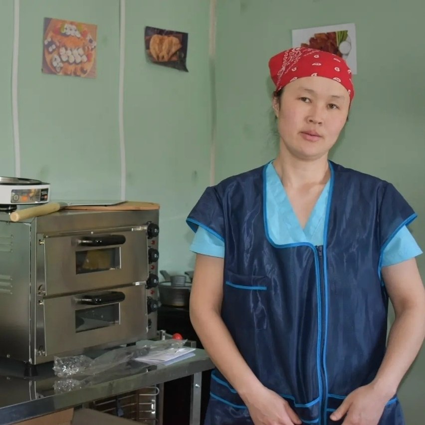 Аржаанны ажыл-биле бот-хандыртынган сайгарлыкчыларын хынаан Аржаанны ажыл-биле бот-хандыртынган сайгарлыкчыларын хынаан