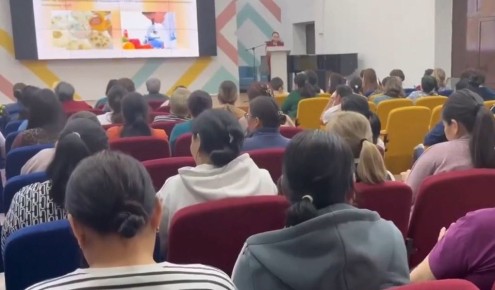 В Туве обучили работников пищеблоков детских лагерей перед летней кампанией