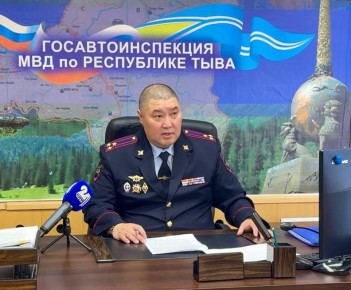 В Госавтоинспекции Тувы состоялся брифинг, давший старт соцкампании «Детям Тувы - безопасные дороги!»: на особом контроле несовершеннолетние водители