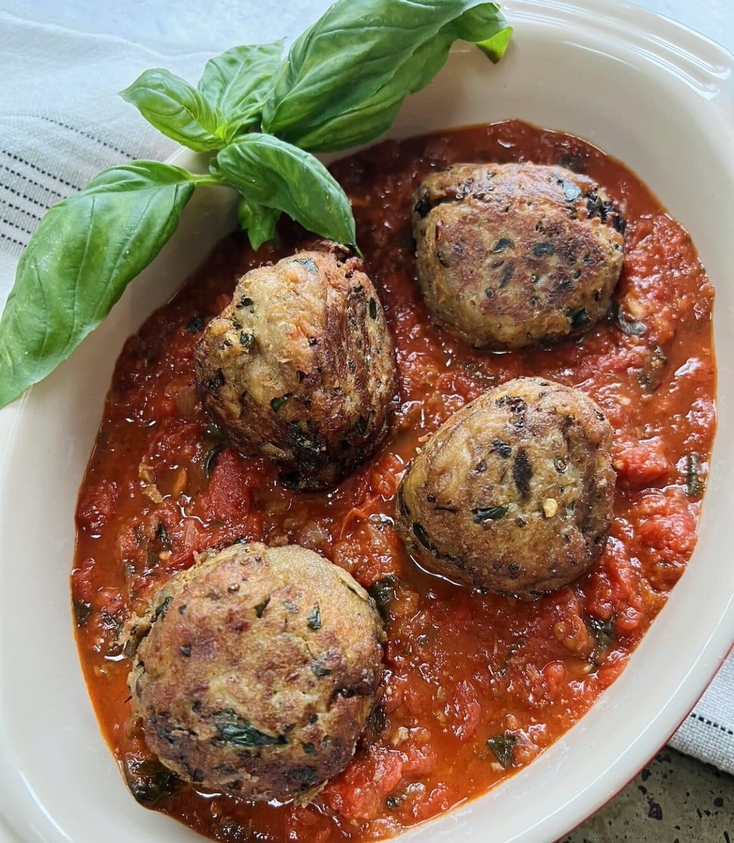 Необычные фрикадельки из баклажанов: просто, вкусно и без мяса