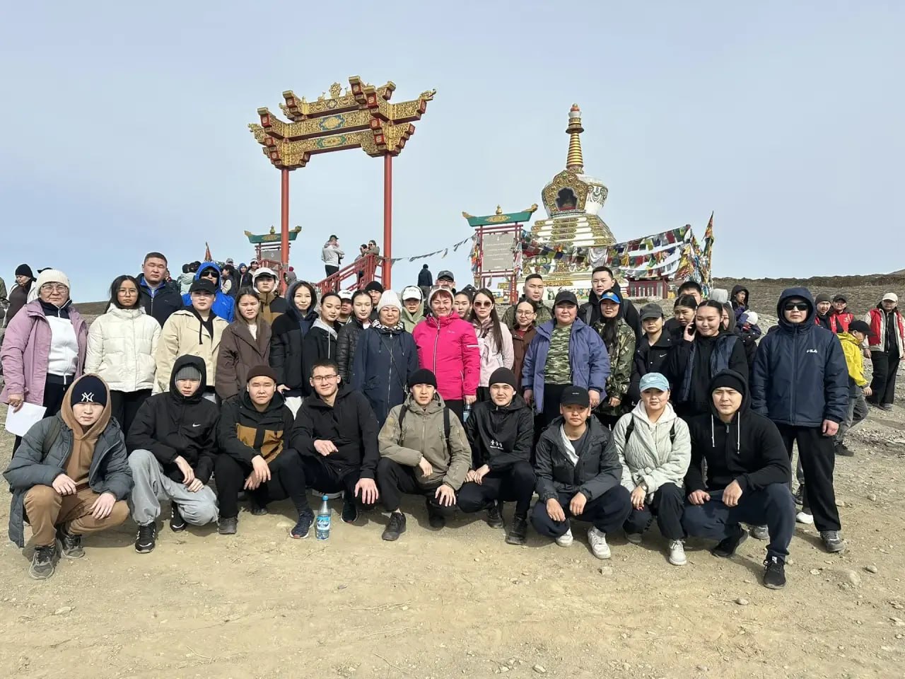 Руководство и сотрудники МВД по Республике Тыва совершили восхождение на гору Догээ в рамках акции «10000 шагов» Руководство и сотрудники МВД по Республике Тыва совершили восхождение на гору Догээ в рамках акции «10000 шагов»