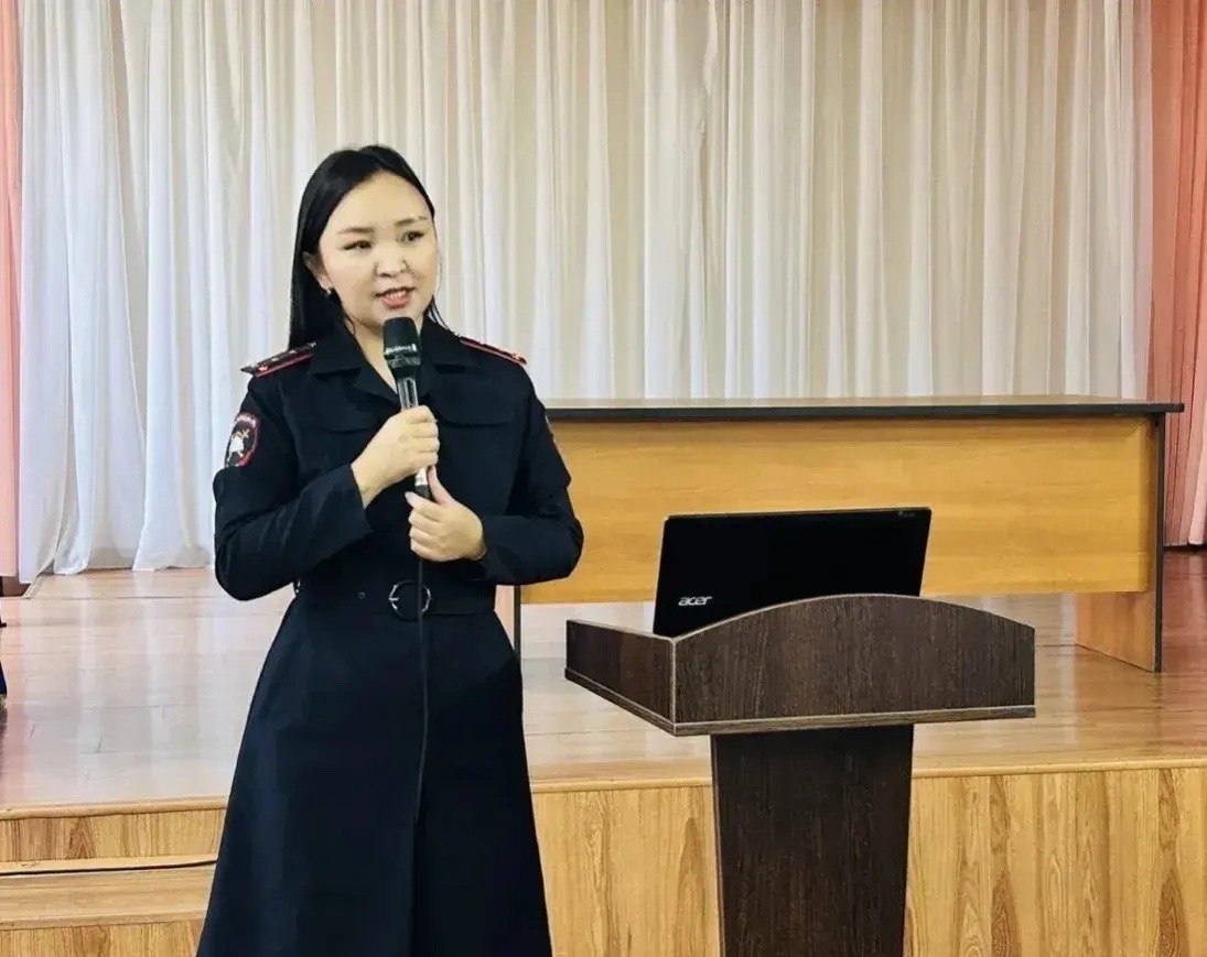 С начала года сотрудники Госавтоинспекции Тувы охватили профилактикой 7 тысяч граждан С начала года сотрудники Госавтоинспекции Тувы охватили профилактикой 7 тысяч граждан