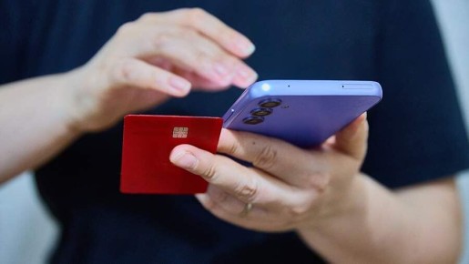 Центробанк призывает банки лучше информировать клиентов о блокировках