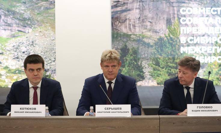 Туризм как драйвер экономики: развитие инфраструктуры и раскрытие уникального потенциала Сибири обсудили в Красноярске