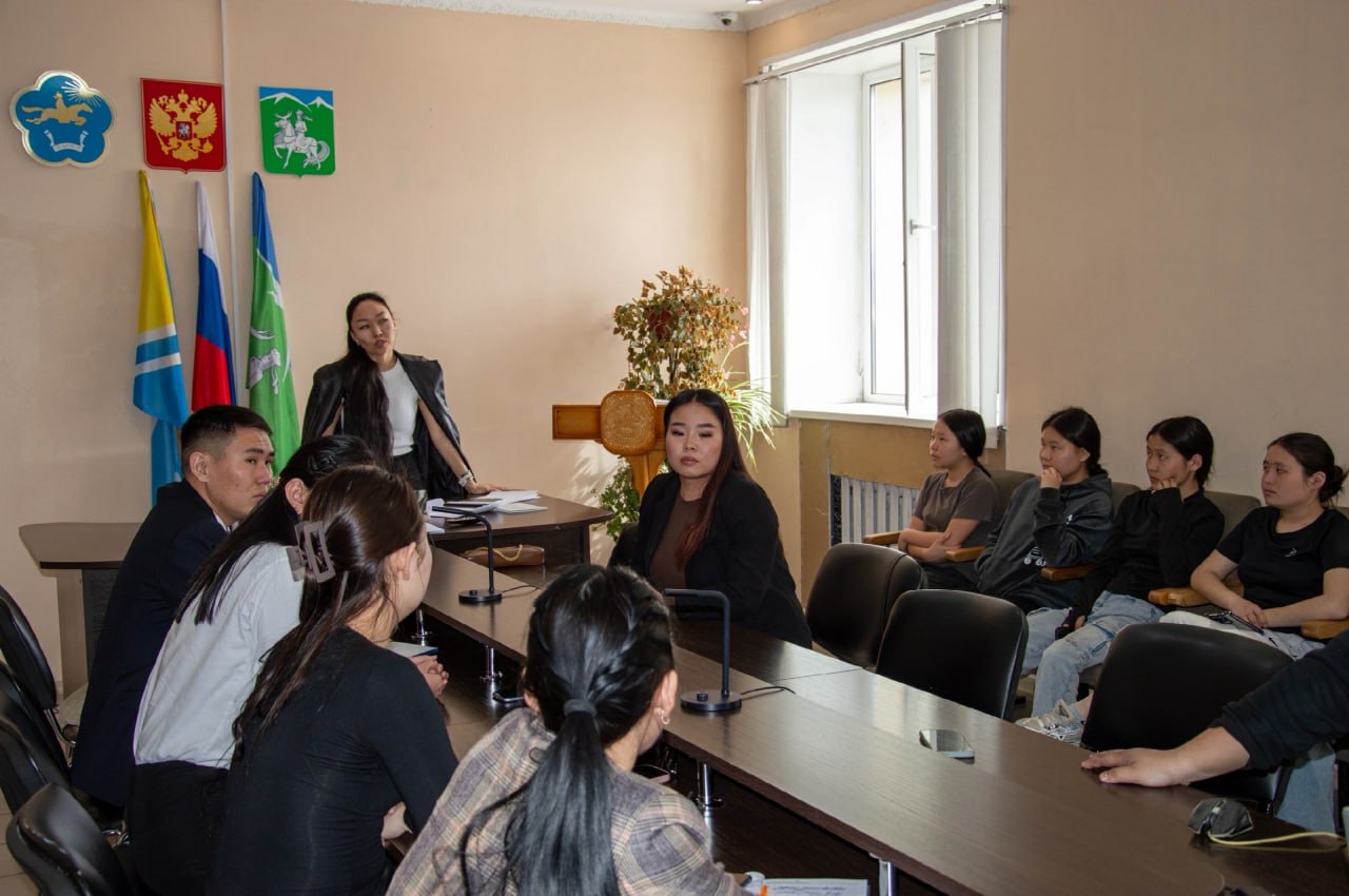 В Бай-Тайгинском районе будет создан Молодежный Хурал