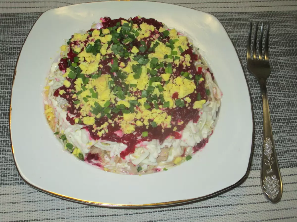 Салат из консервированного тунца: идеальное сочетание свежести и пикантности