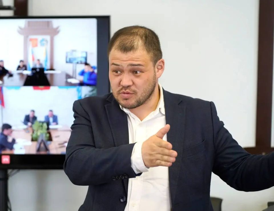 ��������� �������: � ����� ������ � ����-���������� ������ �� ����� ����� XXXIII ��������� ������ - ������ �� ���� ������������ ���������� ���������� ��������