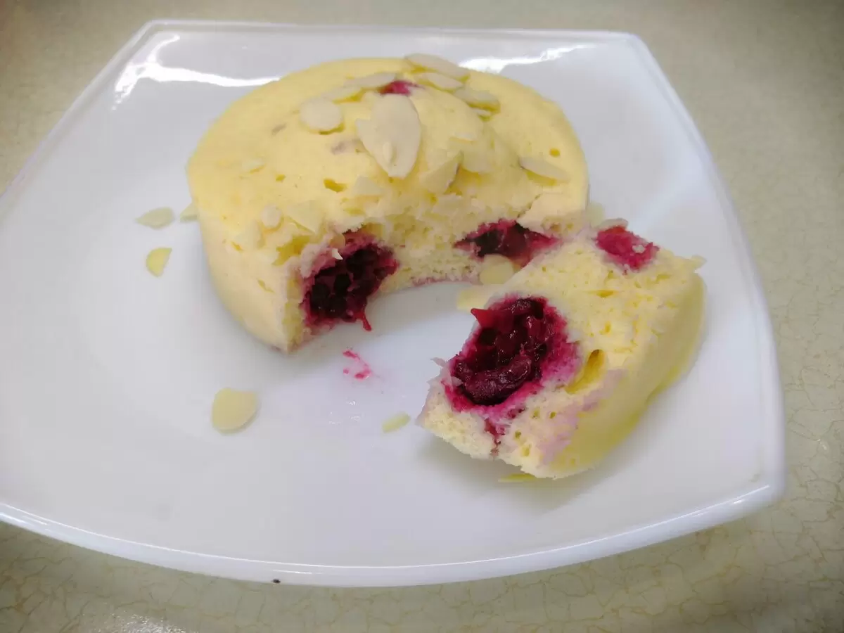 Скоростной низкокалорийный кекс за пять минут