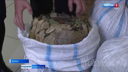 Бг члд тиилелге дээш. Тиилелге хннге уткуштур гуманитарлыг дуза чыылдазы уламчылап турар