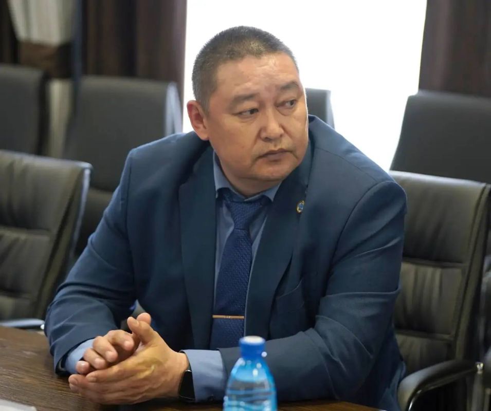 ��������� �������: � ����� ������ � ����-���������� ������ �� ����� ����� XXXIII ��������� ������ - ������ �� ���� ������������ ���������� ���������� ��������