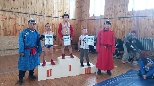 В Бай-Тайгинском районе прошел турнир по борьбе хреш среди дошкольников