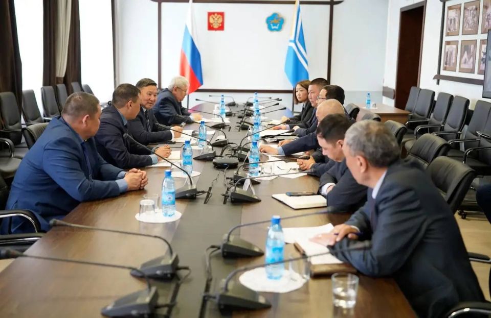 ��������� �������: � ����� ������ � ����-���������� ������ �� ����� ����� XXXIII ��������� ������ - ������ �� ���� ������������ ���������� ���������� ��������