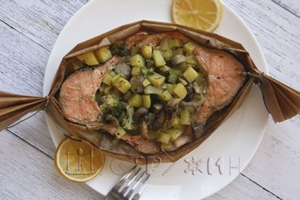 Романтический ужин: форель с овощами за полчаса