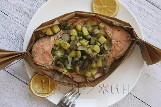 Романтический ужин: форель с овощами за полчаса