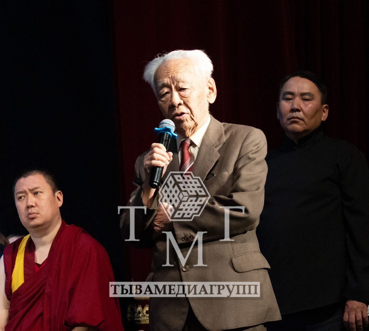 В Туве простились с Шериг-оолом Ооржаком В Туве простились с Шериг-оолом Ооржаком