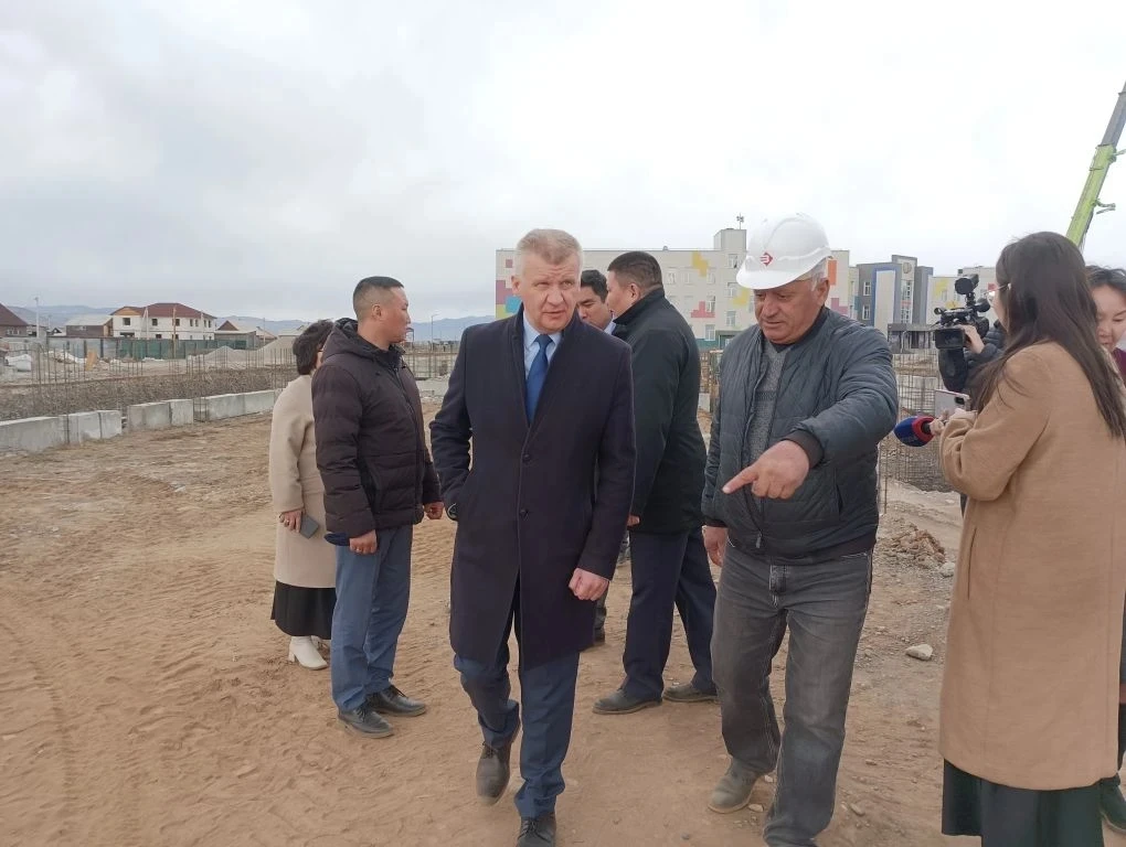 Замминистра просвещения РФ: «Тува за три года сделала большой шаг в развитии образовательной инфраструктуры» Замминистра просвещения РФ: «Тува за три года сделала большой шаг в развитии образовательной инфраструктуры»