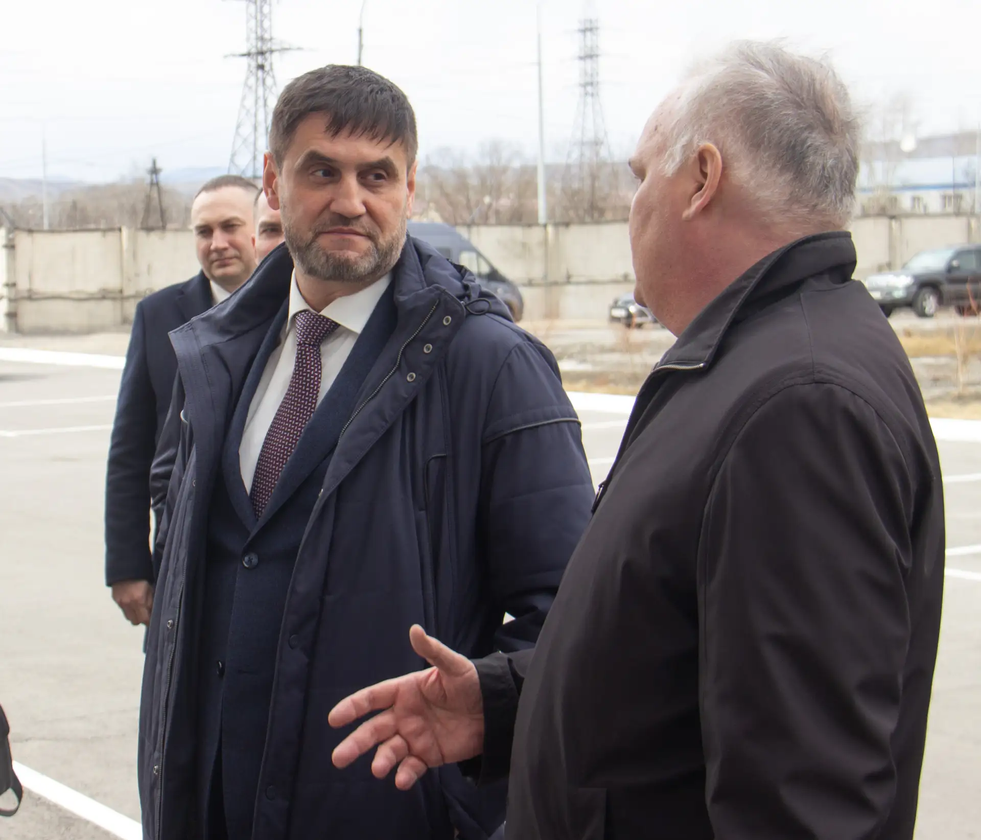 Накануне в Туве в составе делегации руководителей федеральных министерств с рабочим визитом побывал заместитель министра энергетики России Пётр Конюшенко Накануне в Туве в составе делегации руководителей федеральных министерств с рабочим визитом побывал заместитель министра энергетики России Пётр Конюшенко