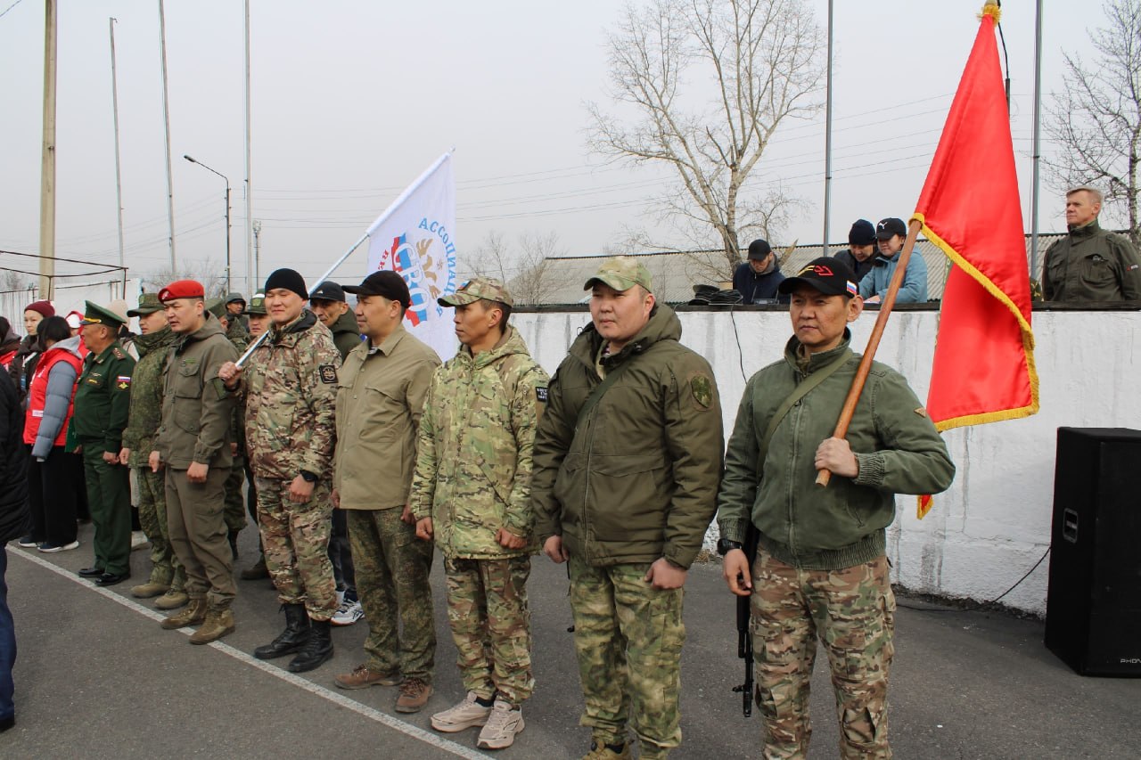 Ветераны СВО выступили наставниками и судьями на муниципальном этапе «Зарницы 2.0» в Кызыле Ветераны СВО выступили наставниками и судьями на муниципальном этапе «Зарницы 2.0» в Кызыле