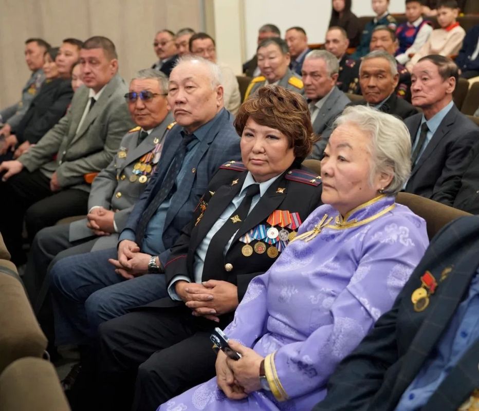 ��������� �������: � ����������� ������� ���������� ��� ���� ����� �������� - 10 ������, �� ������ ����� � ��������� �������� ���� ��������� ���