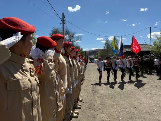В эти дни по всей России и в Туве, в частности, чествуют ветеранов Великой Отечественной войны, приравненных к ним участников более поздних боевых действий, тружеников тыла, вдов ветеранов и детей военного времени В эти дни по всей России и в Туве, в частности, чествуют ветеранов Великой Отечественной войны, приравненных к ним участников более поздних боевых действий, тружеников тыла, вдов ветеранов и детей военного времени