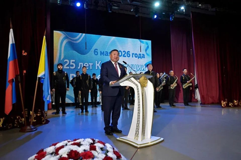 Сегодня, 6 мая, отмечается один из важных государственных праздников региона - День Конституции Республики Тыва Сегодня, 6 мая, отмечается один из важных государственных праздников региона - День Конституции Республики Тыва