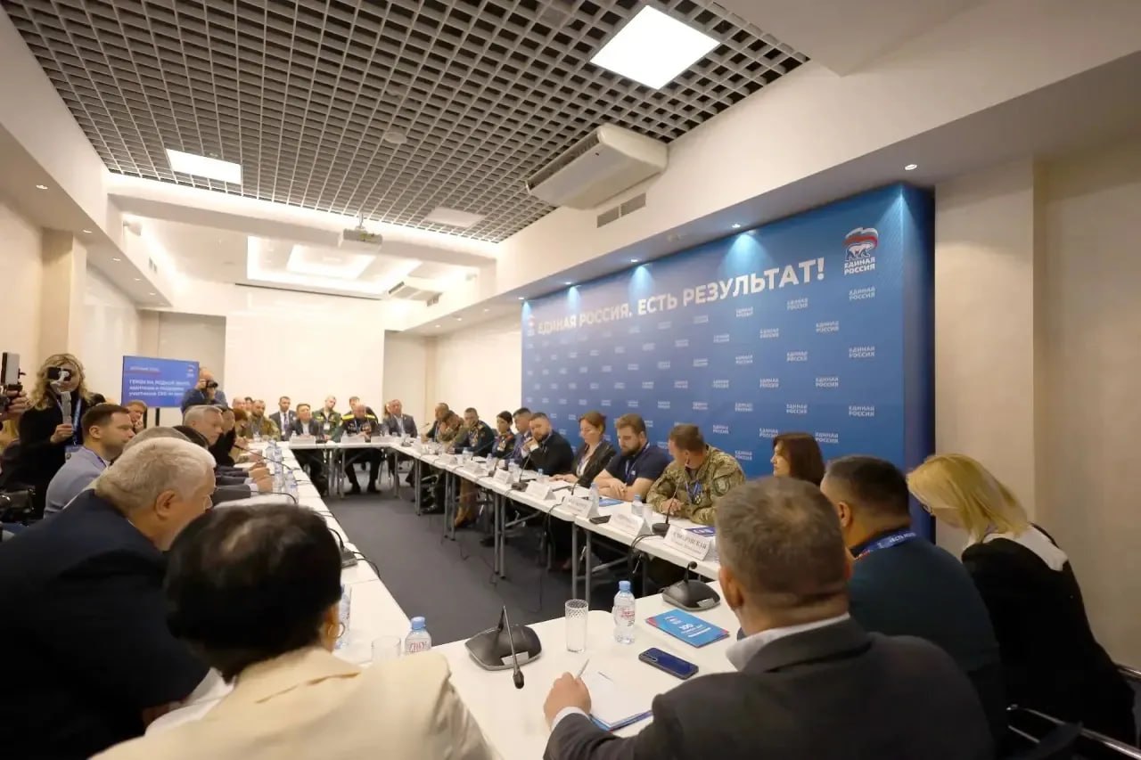Владислав Ховалыг: «В Туве расширяют меры поддержки ветеранов СВО в аграрном секторе» Владислав Ховалыг: «В Туве расширяют меры поддержки ветеранов СВО в аграрном секторе»
