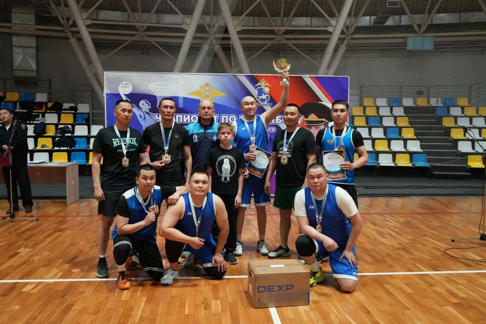 В МВД по Республике Тыва прошел чемпионат по баскетболу, посвященной памяти бывшего министра Александра Федоровича Лобанова В МВД по Республике Тыва прошел чемпионат по баскетболу, посвященной памяти бывшего министра Александра Федоровича Лобанова
