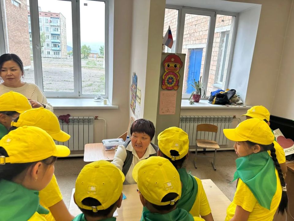 В Шагонаре открылся клуб юннатов имени героя СВО Кызыл-оол Мерген-Херела В Шагонаре открылся клуб юннатов имени героя СВО Кызыл-оол Мерген-Херела