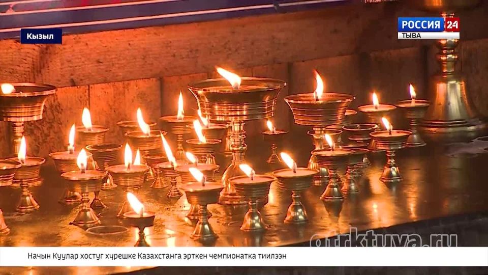 Ыдыктыг ай. Сарыг шажын чдлгезинде 4 ыдык байырлалдарны бирээзи – Сака Дава айы эгелээн
