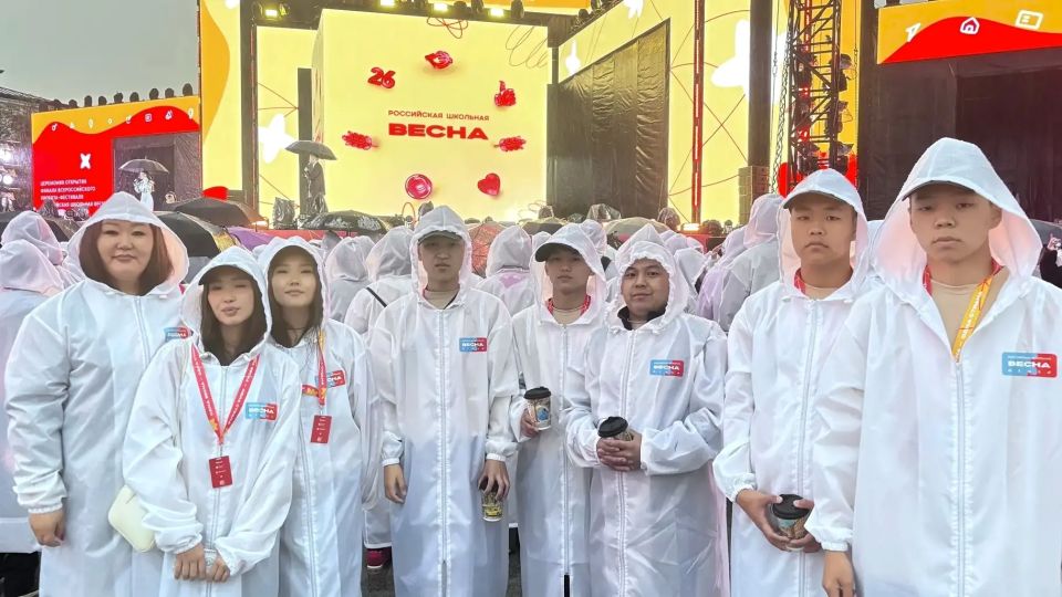 Школьники из Тувы выступили на фестивале «Российская школьная весна» в Ставрополе Школьники из Тувы выступили на фестивале «Российская школьная весна» в Ставрополе