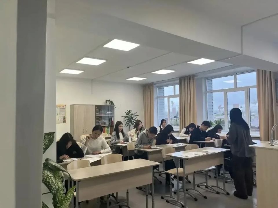 В школах Тувы завершился основной этап Всероссийских проверочных работ В школах Тувы завершился основной этап Всероссийских проверочных работ